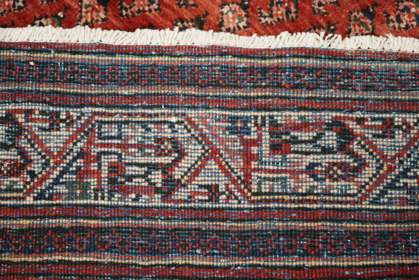 Vintage Persian Sarouk Red Wool Rug | Handmade | 322 x 218 cm