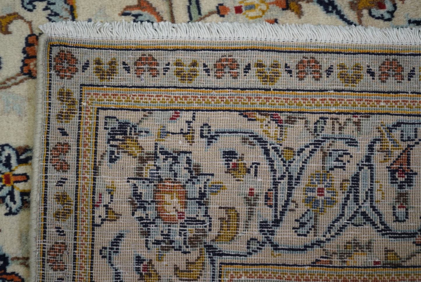 Vintage Persian Kashan Cream Wool Rug | Handmade | 283 x 148 cm