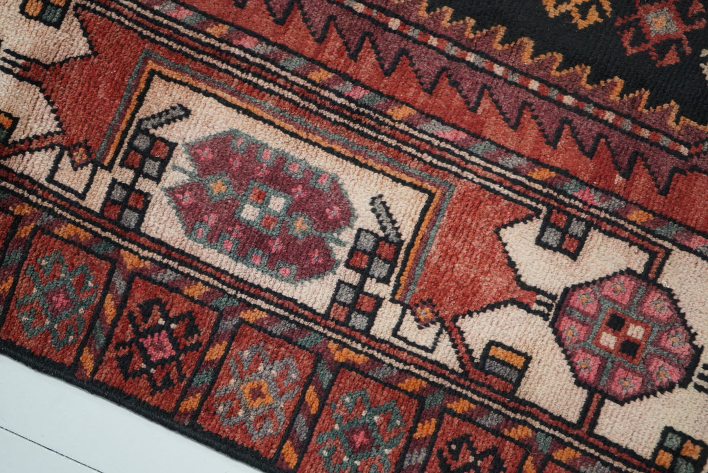 Vintage Handmade Bakhtiari 298 x 149 cm