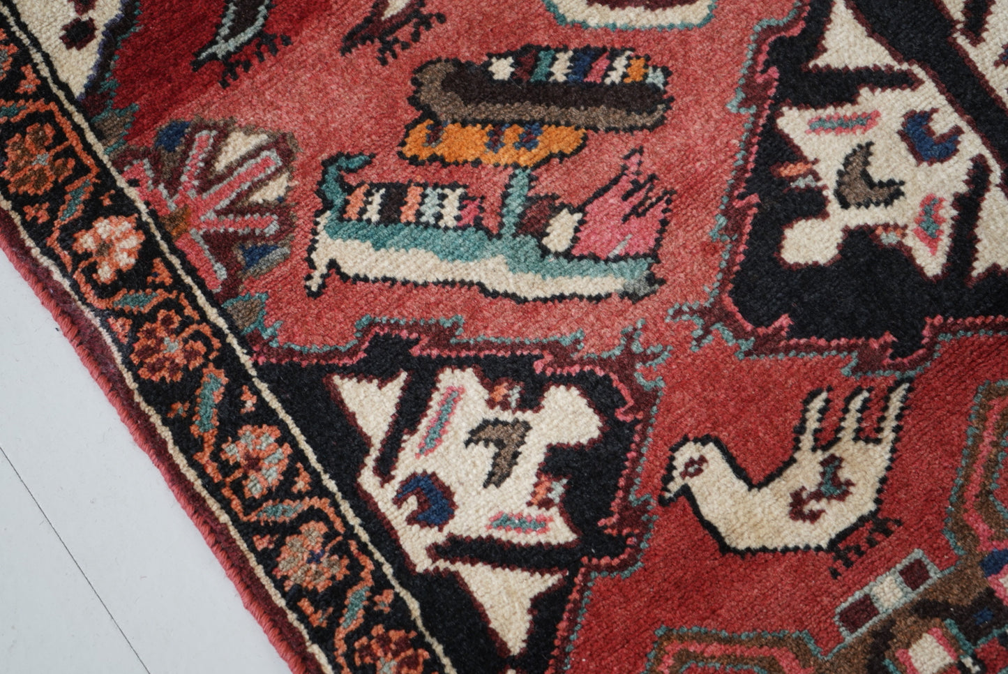 Vintage Persian Bakhtiari Red Wool Geometric Runner Rug | Handmade | 298 x 111 cm