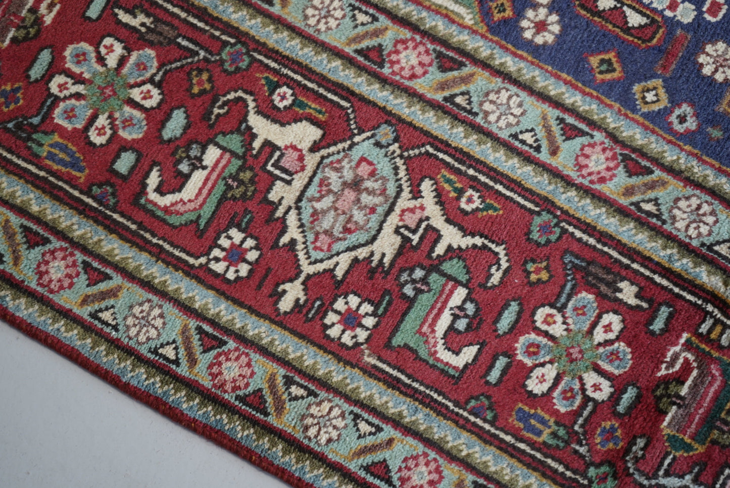 Vintage Persian Tabriz Navy Wool Floral Medallion Rug | Handmade | 296 x 209 cm