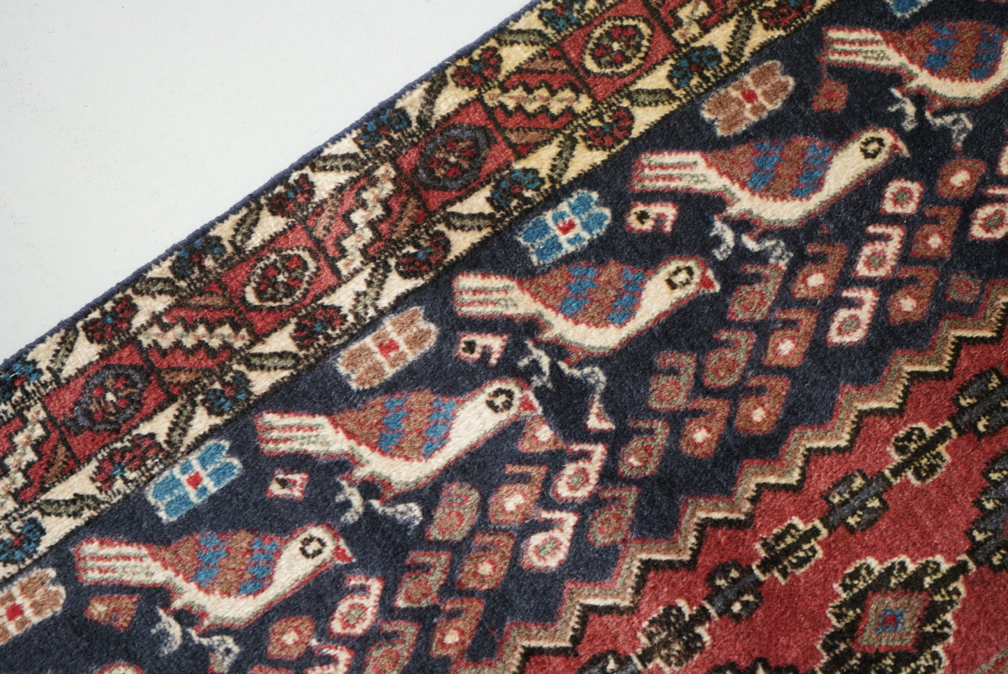 Vintage Persian Sirjan Red Wool Geometric Rug | Handmade | 220 x 160 cm