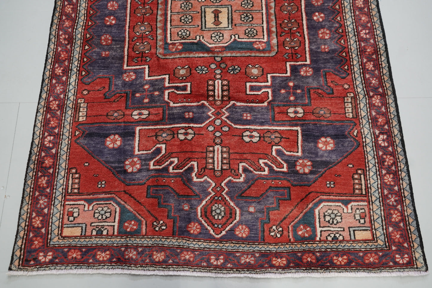 Handmade Vintage Tribal Medallion Rug 196 x 137 cm Wool Carpet