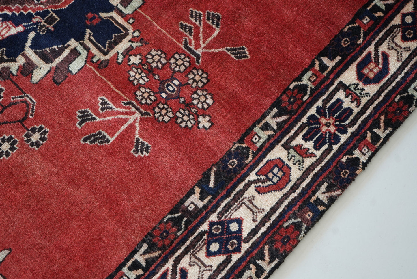Vintage Persian Sirjan Red Wool Geometric Rug | Handmade | 222 x 162 cm