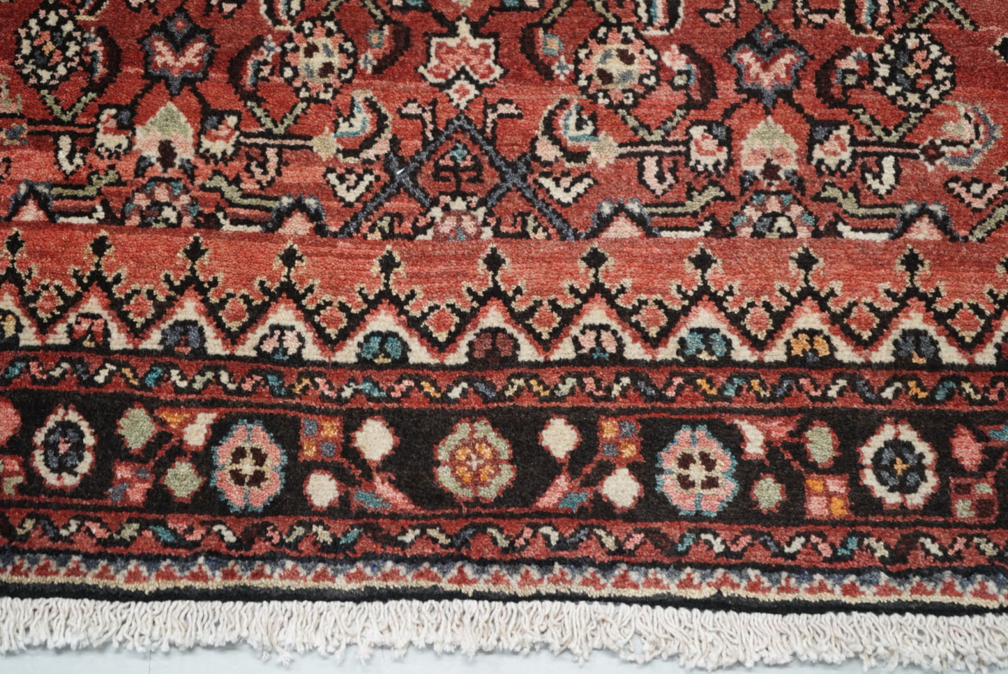 Vintage Persian Hamadan Red Wool All-Over Floral Rug | Handmade | 153 x 104 cm