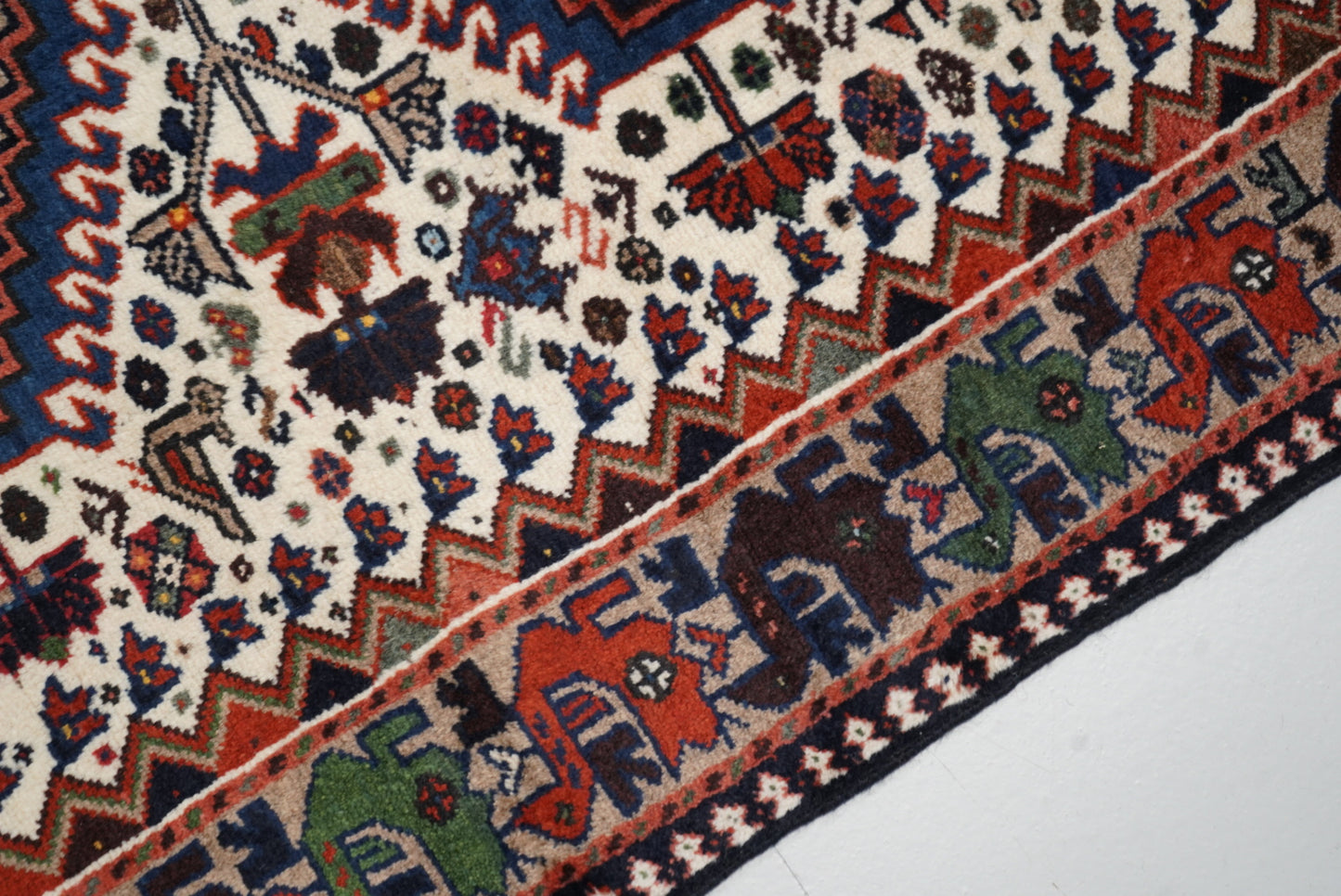 Handmade Persian Yalameh Geometric Wool Runner | 380 x 110 cm | Cream, Navy & Red | Vintage