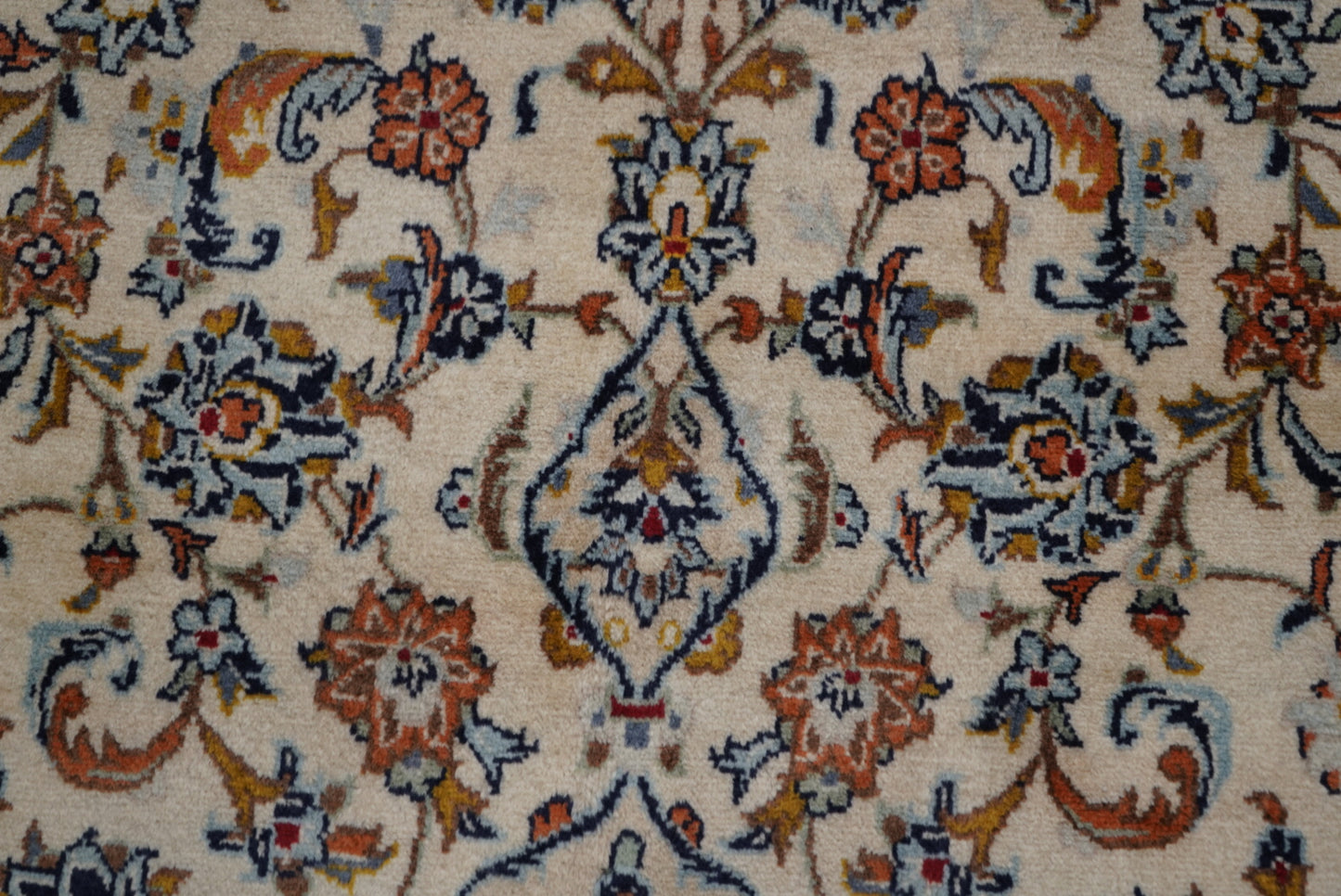 Vintage Persian Kashan Cream Wool Rug | Handmade | 283 x 148 cm