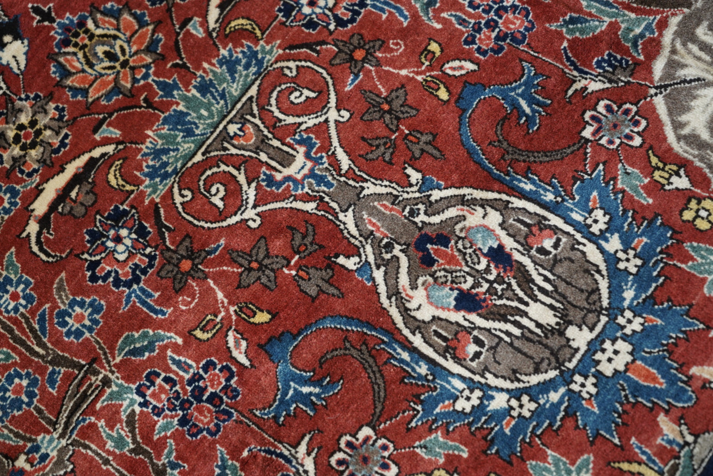 Vintage Persian Isfahan Red Wool Tree of Life Rug | Handmade | 252 x 150 cm