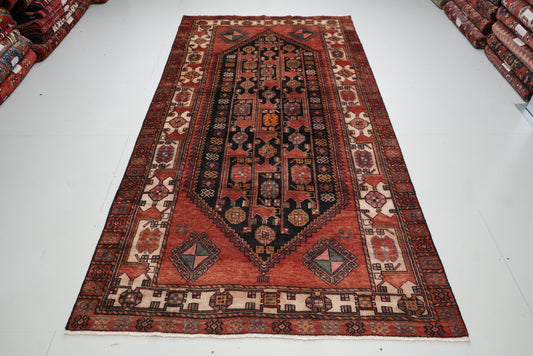 Vintage Handmade Bakhtiari 298 x 149 cm