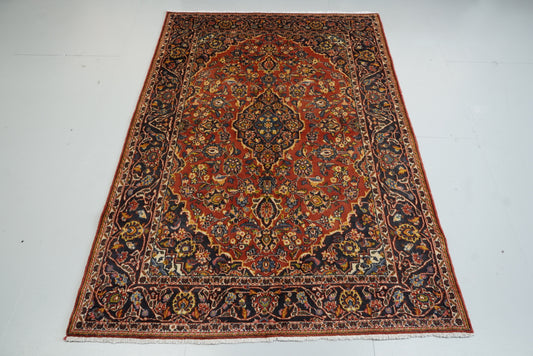 Vintage Persian Kashan Red Wool Floral Medallion Rug | Handmade | 200 x 134 cm