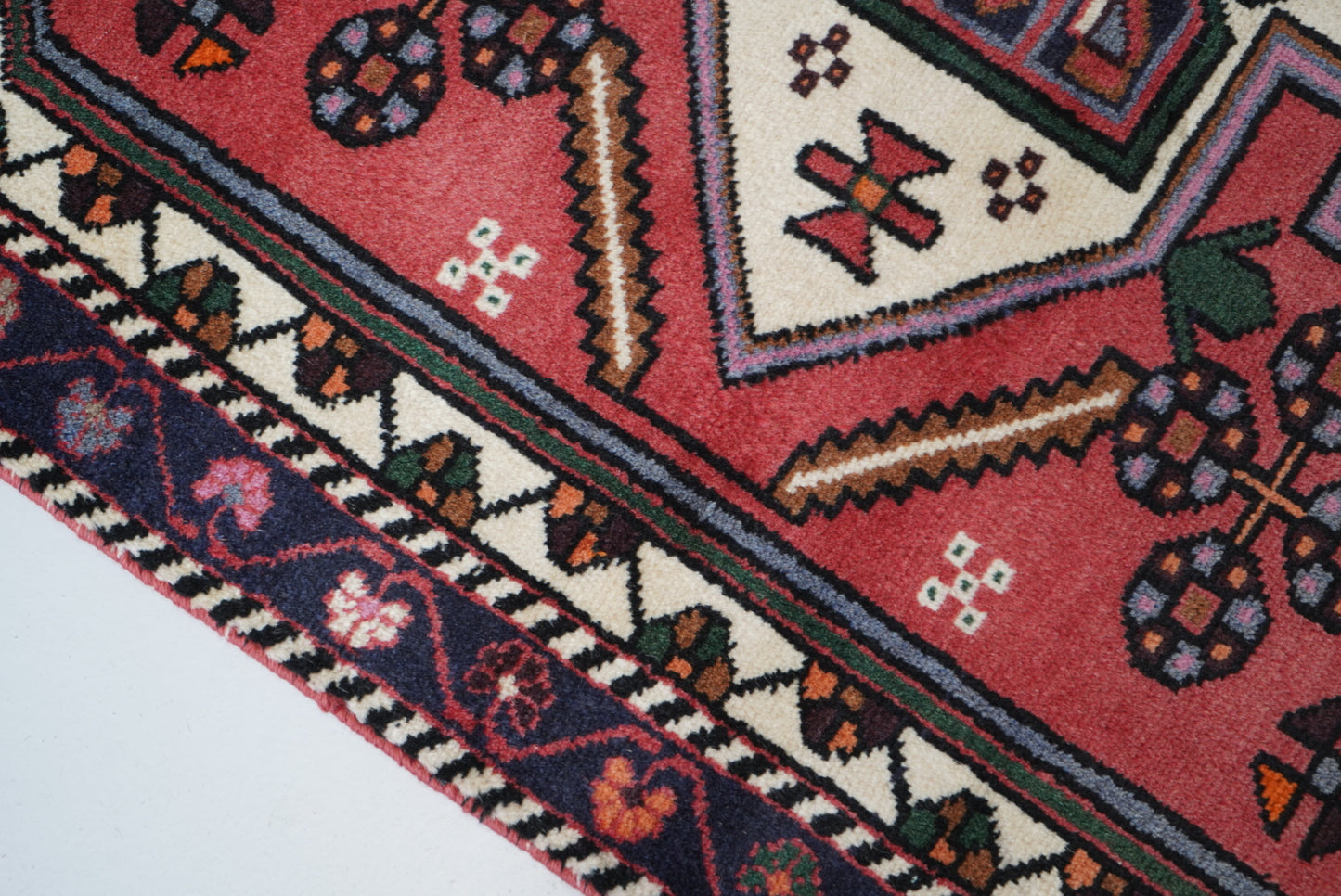 Persian Hamadan Red Wool Geometric Rug | Handmade | 152 x 107 cm