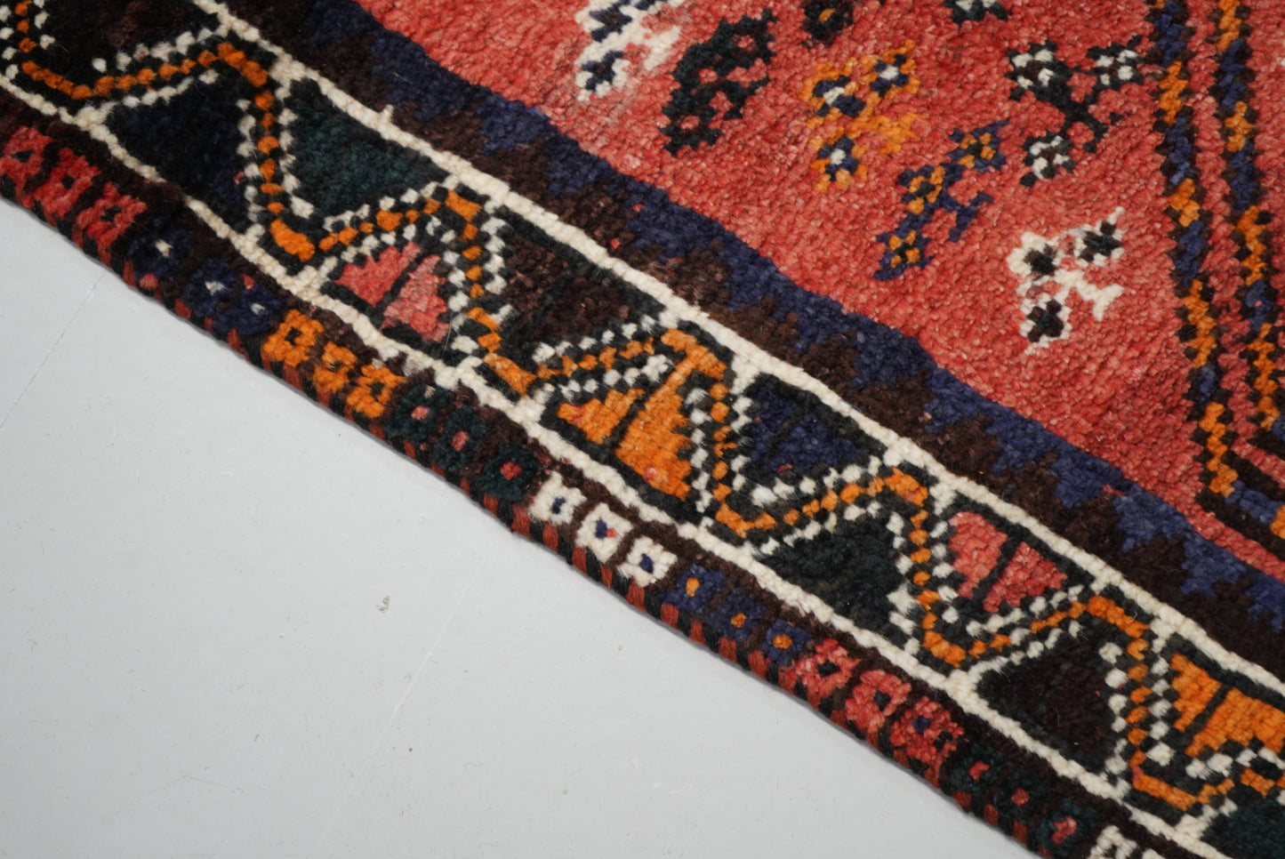 Handmade Vintage Geometric Rug 145 x 96 cm Wool Carpet