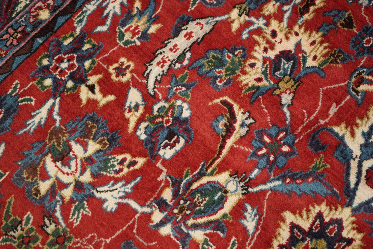 Handmade Persian Arak Medallion Wool Rug | 345 x 208 cm | Red & Navy | Vintage