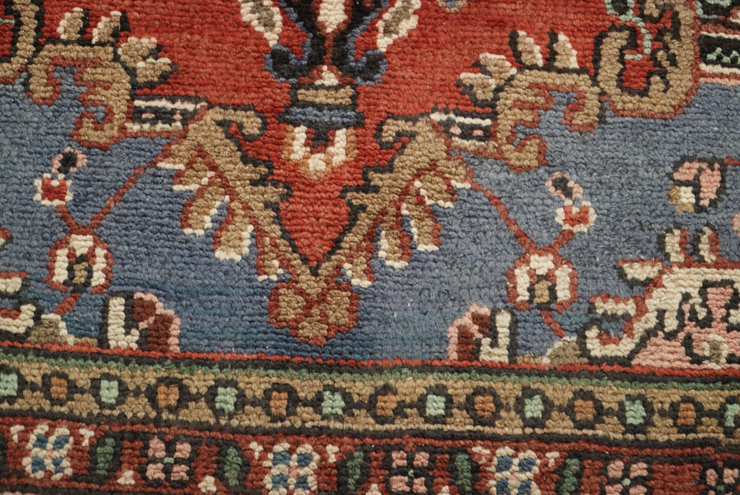 Vintage Persian Bibikabad Red Wool Floral Medallion Rug | Handmade | 295 x 217 cm