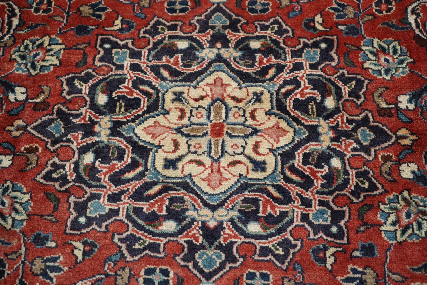 Vintage Persian Mahal Red Wool Floral Medallion Rug | Handmade | 318 x 214 cm