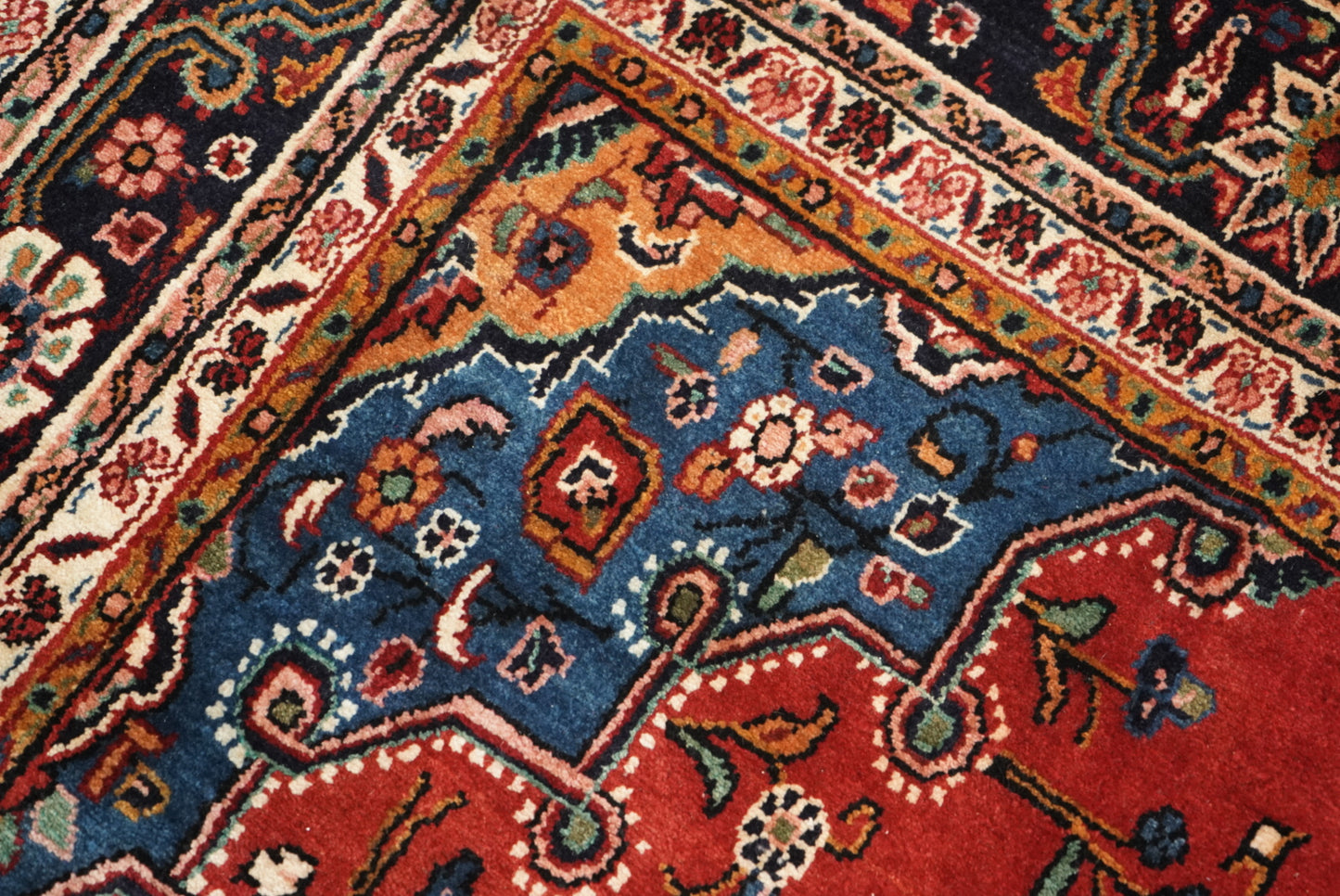 Vintage Persian Bibikabad Red Wool Floral Medallion Rug | Handmade | 333 x 217 cm