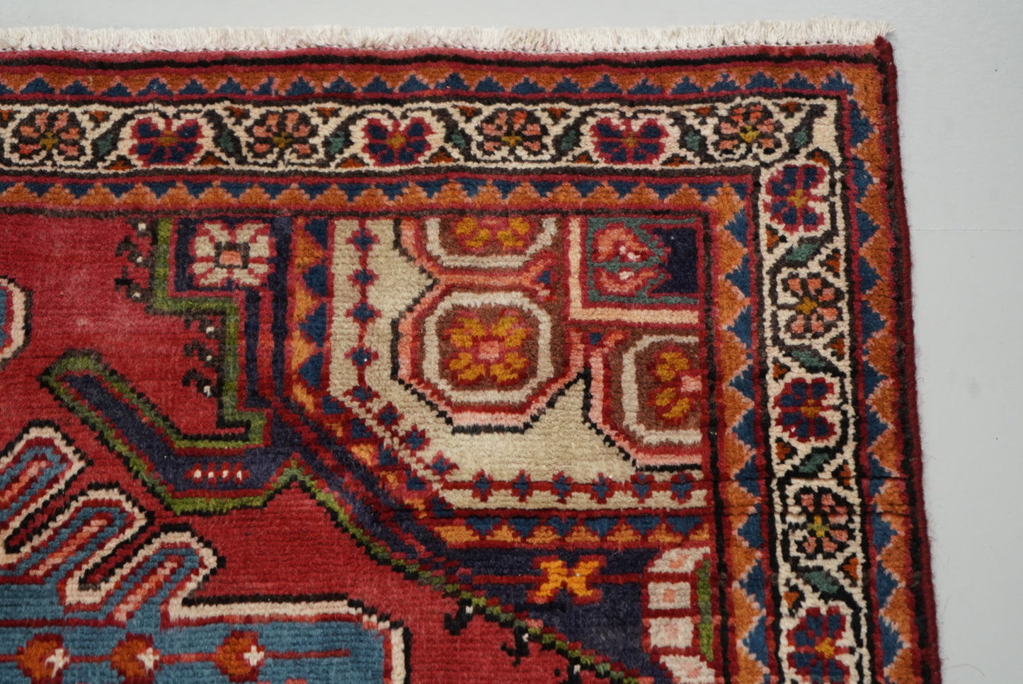 Handmade Vintage Geometric Medallion Rug 192 x 132 cm Wool Carpet