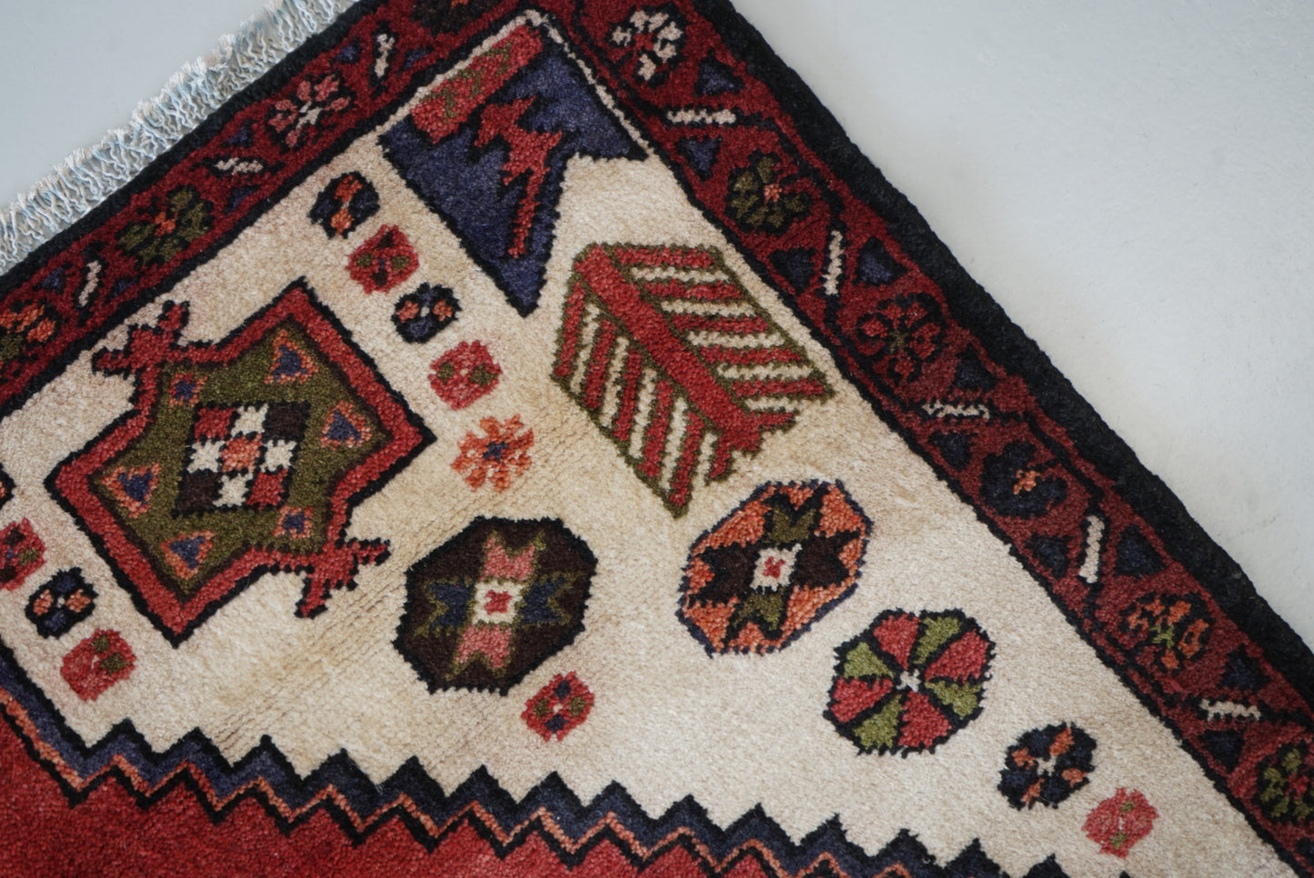 Persian Hamadan Red Wool Geometric Rug | Handmade | 140 x 95 cm