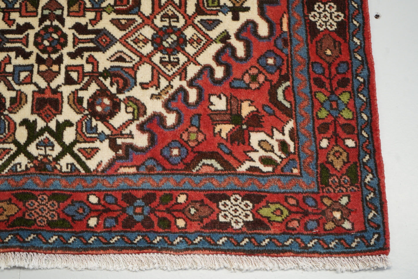 Vintage Persian Hamadan Cream & Red Wool Geometric Rug | Handmade | 142 x 100 cm