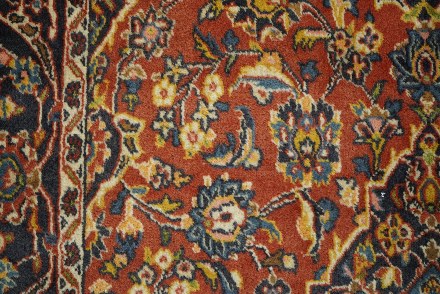 Vintage Persian Kashan Red Wool Floral Medallion Rug | Handmade | 200 x 134 cm