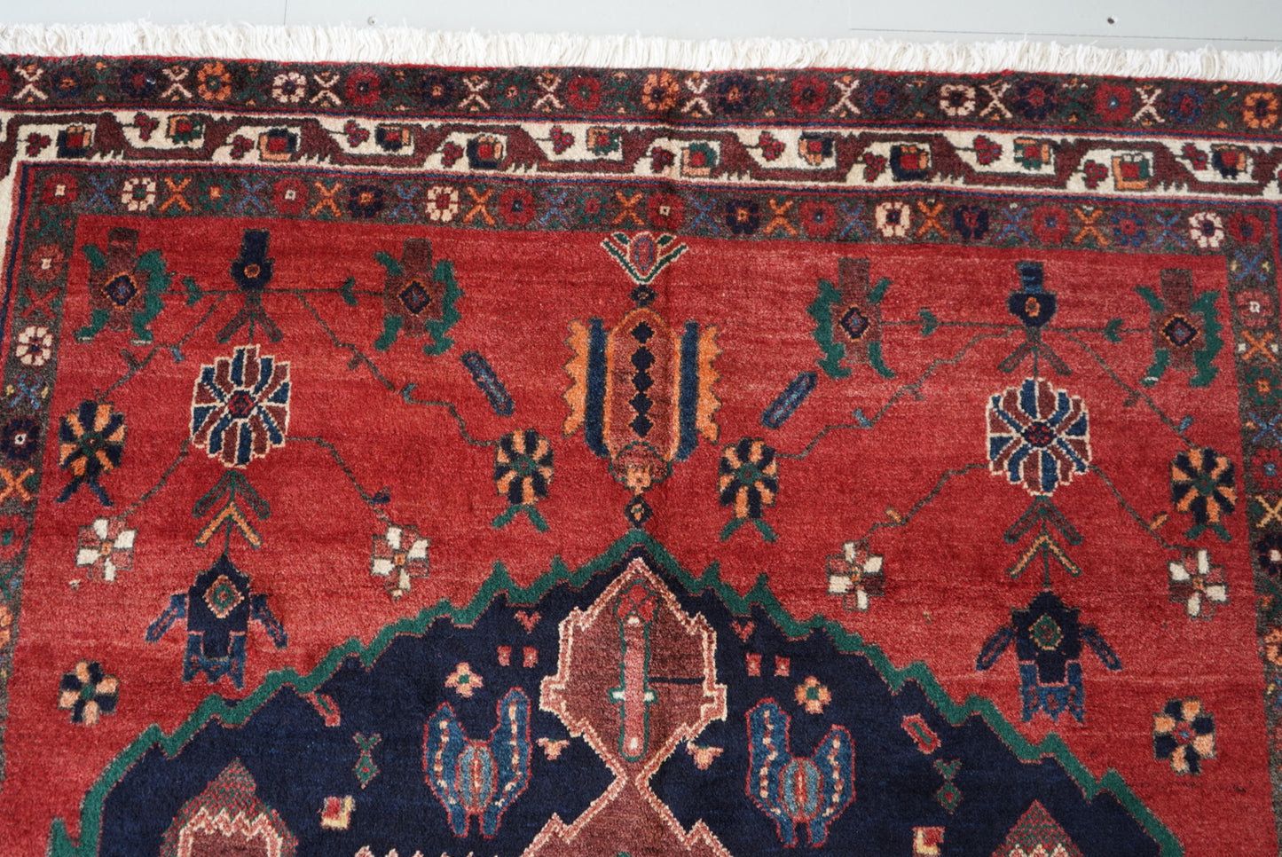 Vintage Persian Sirjan Red Wool Medallion Rug | Handmade | 218 x 162 cm