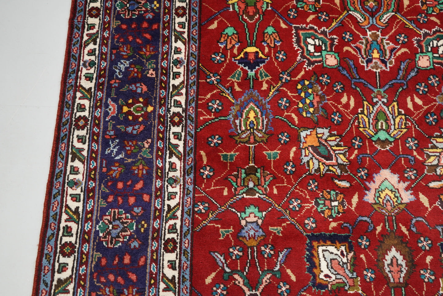 Vintage Handmade Tabriz Rug | 297 x 209 cm