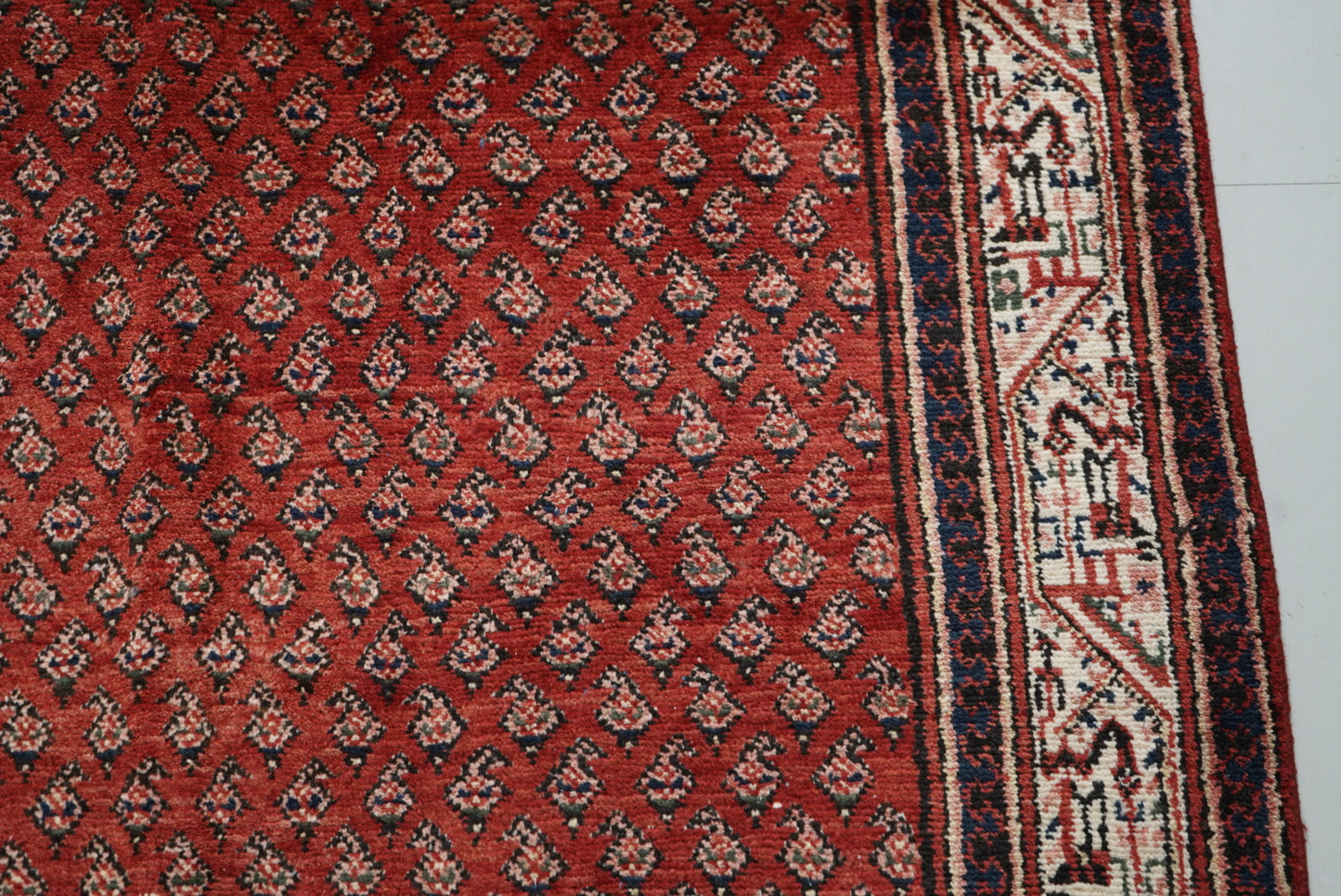 Vintage Persian Sarouk Red Wool Rug | Handmade | 322 x 218 cm
