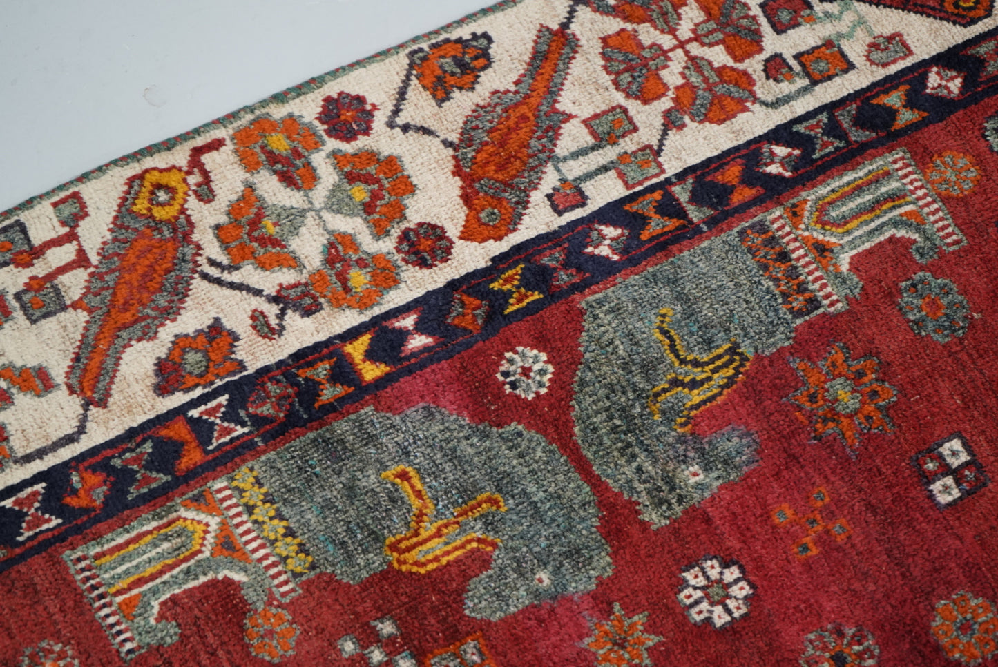 Vintage Persian Shiraz Red Wool Rug | Handmade | 302 x 211 cm