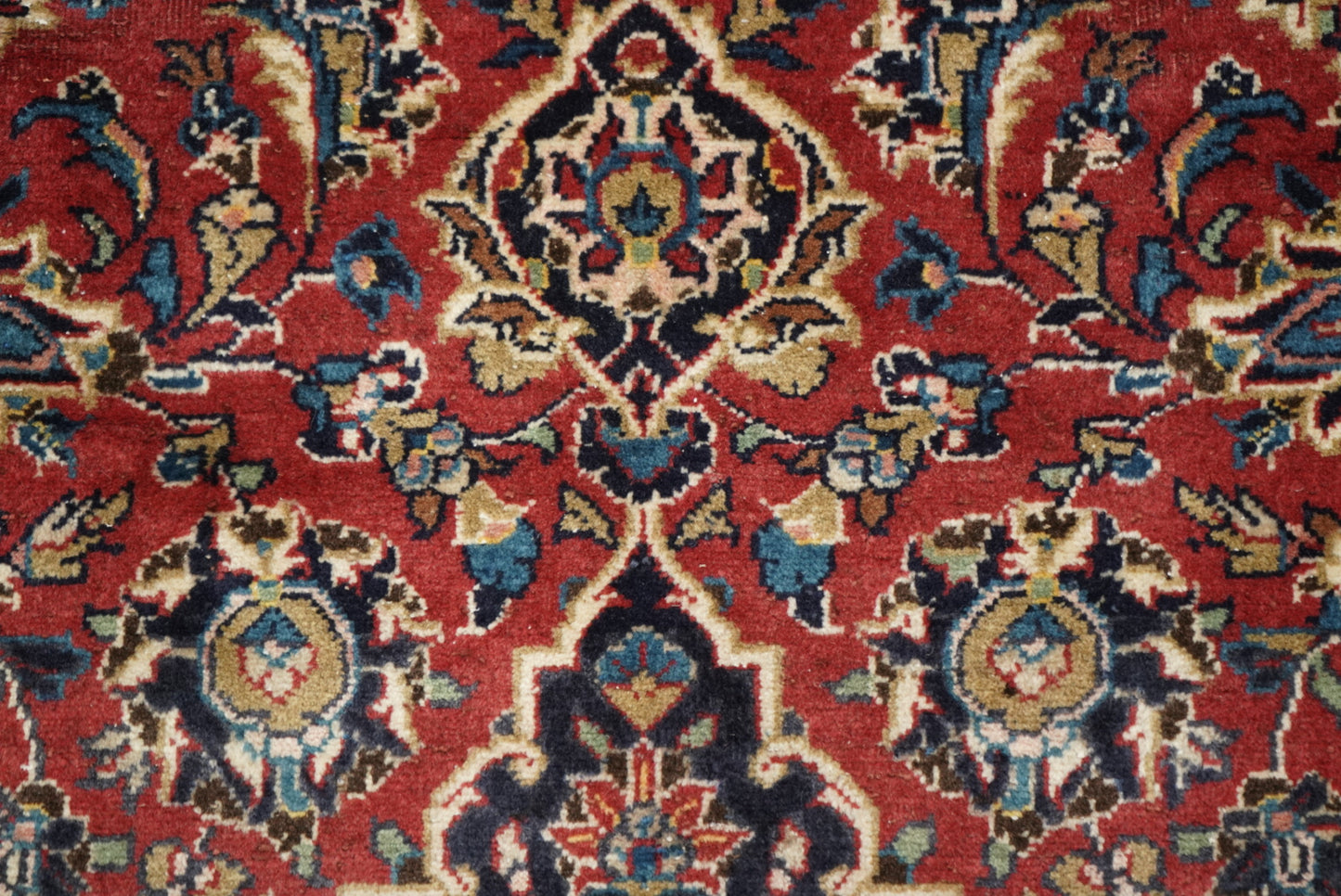 Vintage Persian Kashan Red Wool Floral Medallion Rug | Handmade | 299 x 190 cm