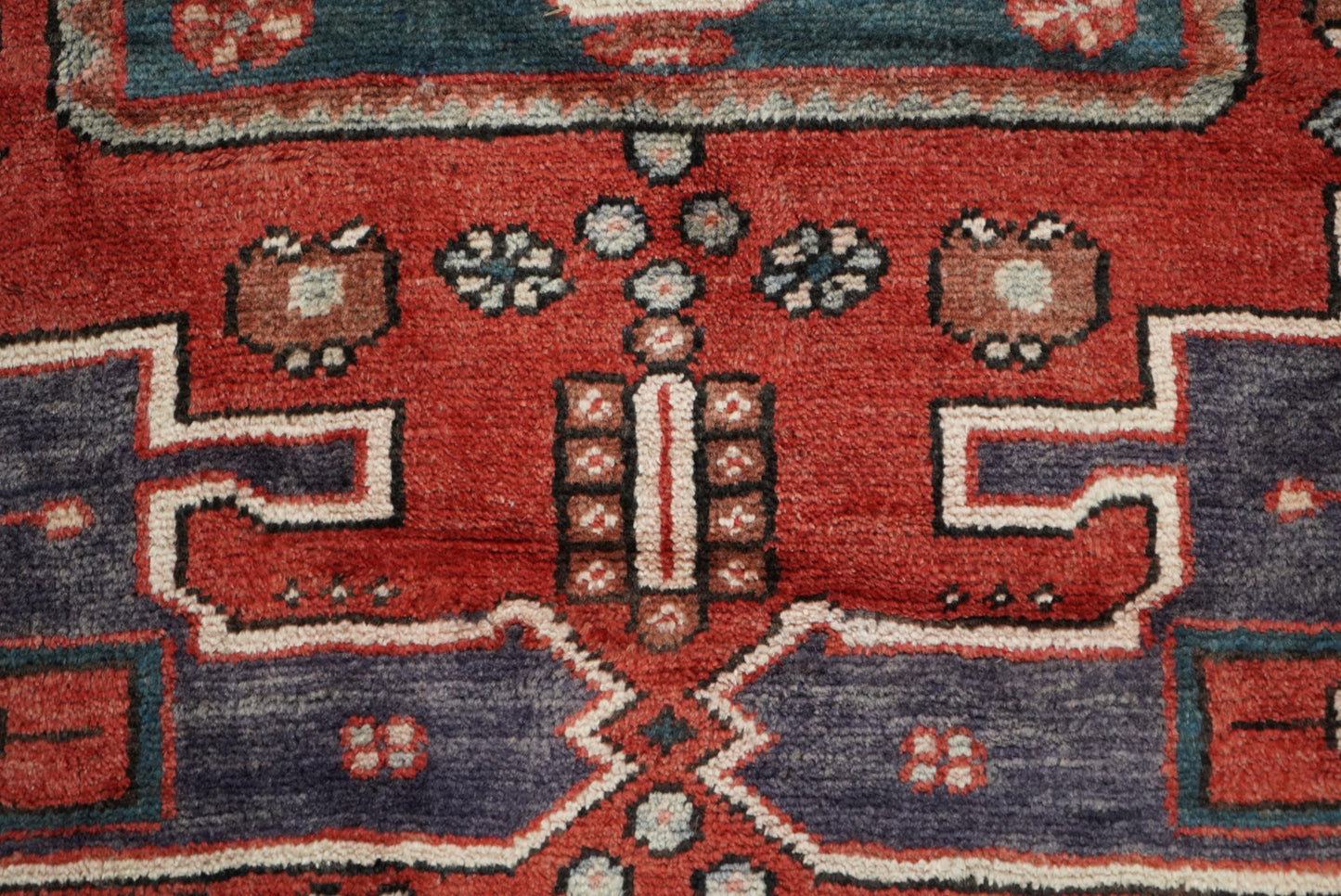 Vintage Handmade Mahabad Rug | 196 × 137 cm