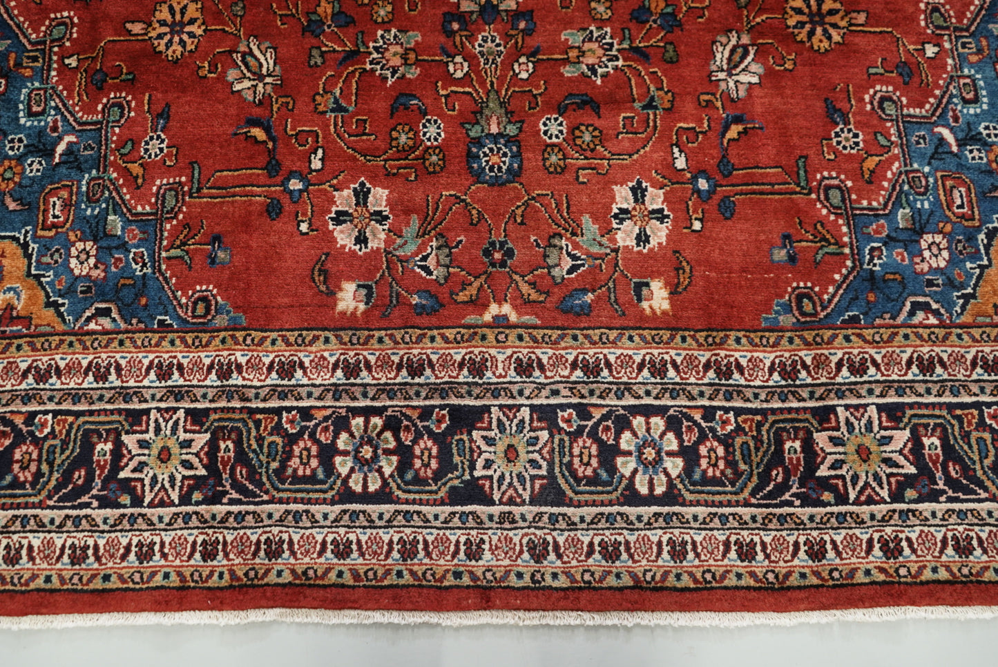 Vintage Persian Bibikabad Red Wool Floral Medallion Rug | Handmade | 333 x 217 cm