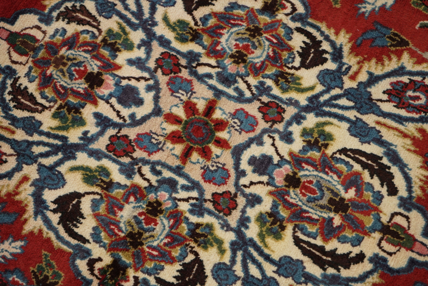 Vintage Handmade Arak Rug | 345 x 208 cm