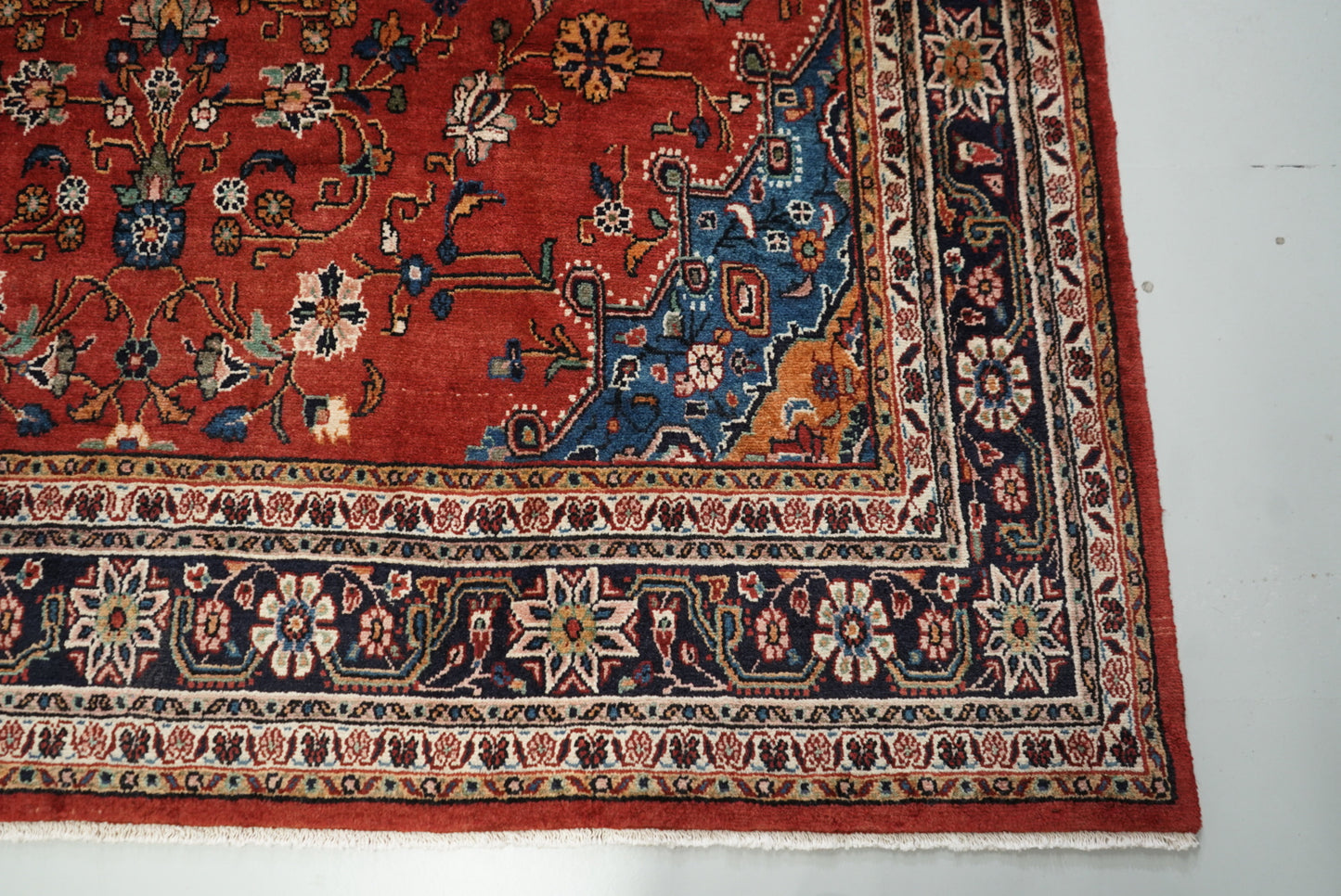 Vintage Persian Bibikabad Red Wool Floral Medallion Rug | Handmade | 333 x 217 cm