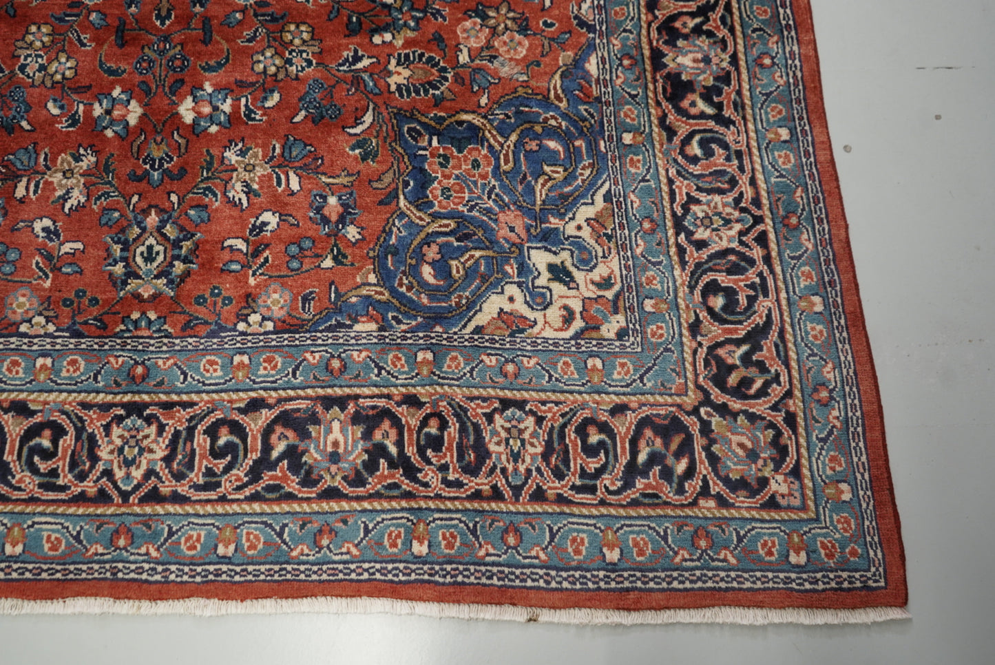 Vintage Persian Mahal Red Wool Floral Medallion Rug | Handmade | 324 x 218 cm
