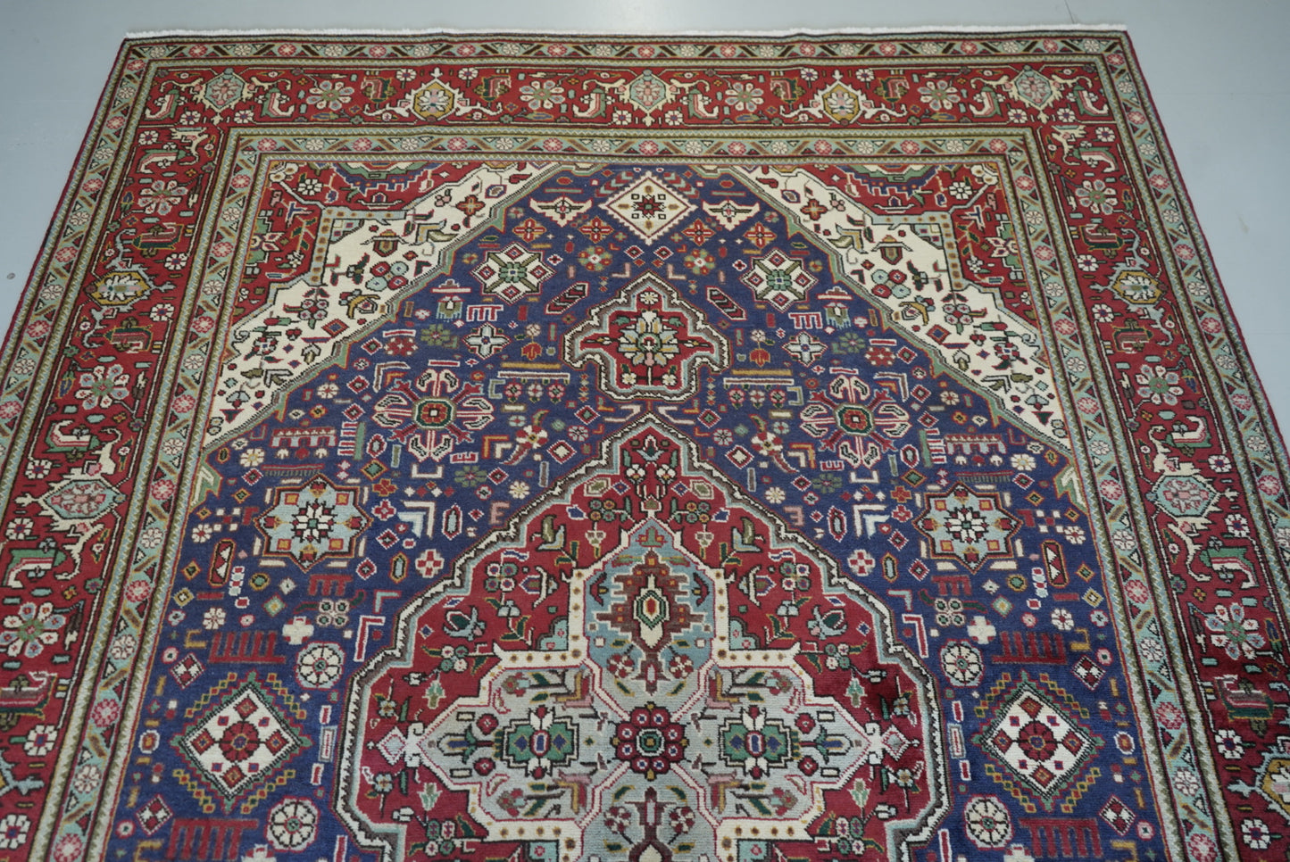 Vintage Persian Tabriz Navy Wool Floral Medallion Rug | Handmade | 296 x 209 cm