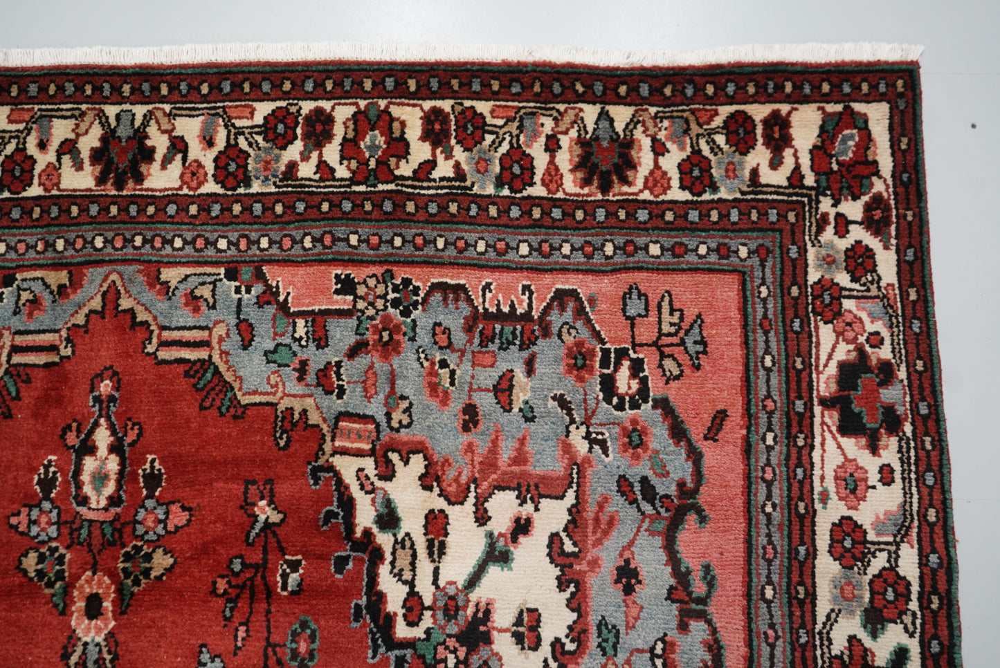 Vintage Persian Bibikabad Red Wool Rug | Handmade | 284 x 205 cm