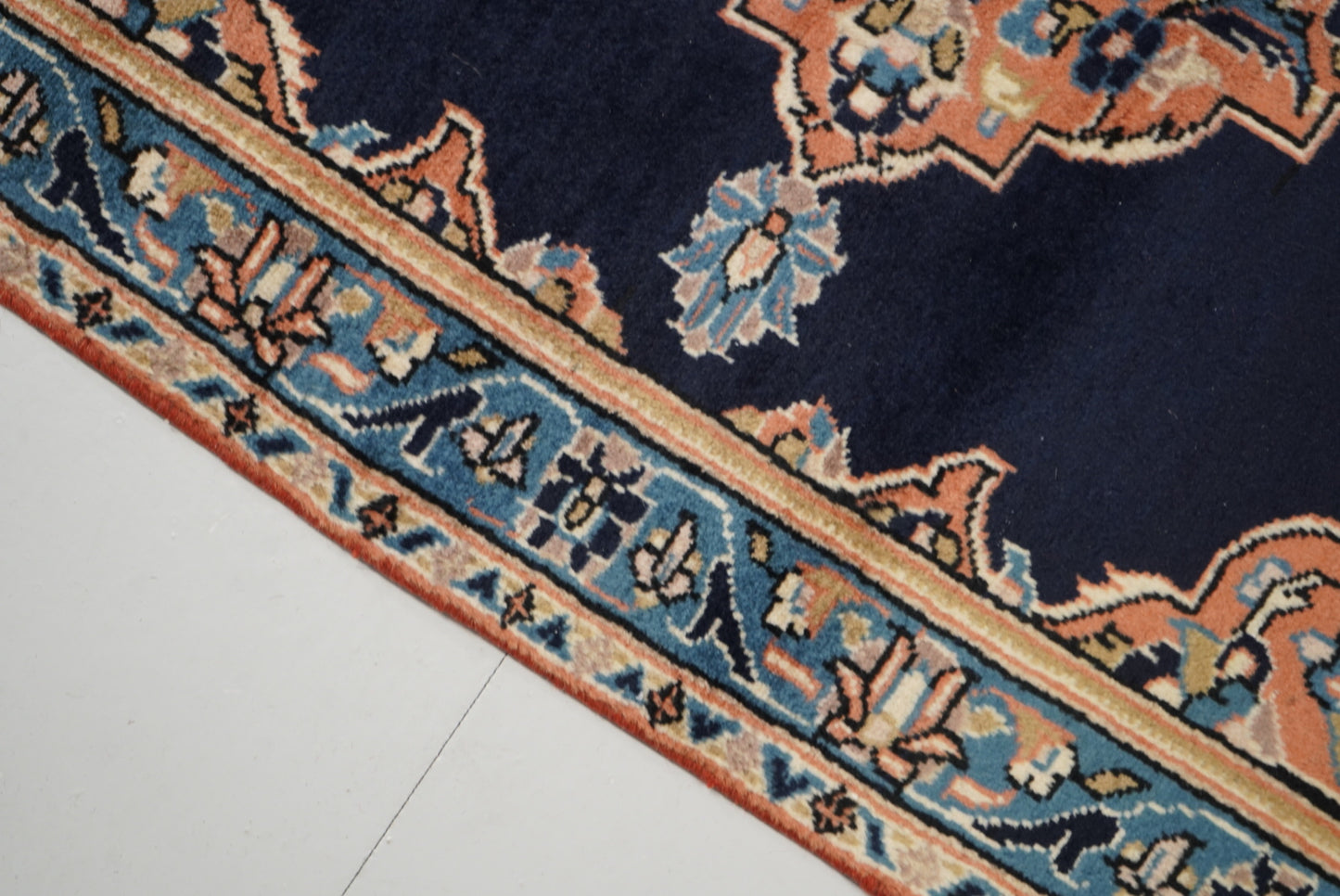 Vintage Persian Kashan Navy Wool Rug | Handmade | 123 x 74 cm