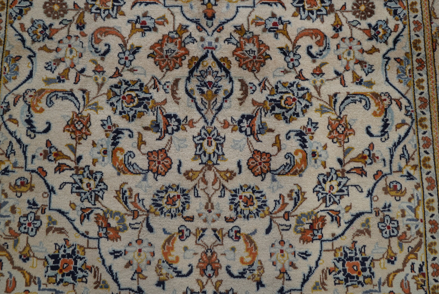 Vintage Persian Kashan Cream Wool Rug | Handmade | 283 x 148 cm