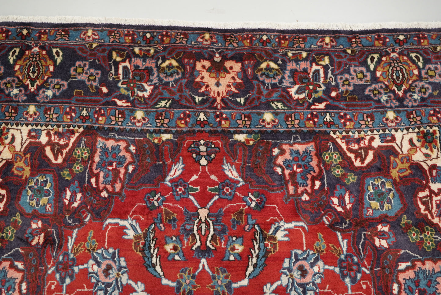 Vintage Handmade Arak Rug | 345 x 208 cm