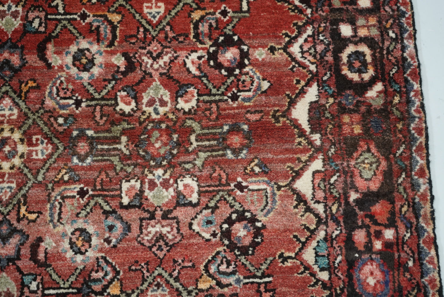 Vintage Persian Hamadan Red Wool All-Over Floral Rug | Handmade | 153 x 104 cm
