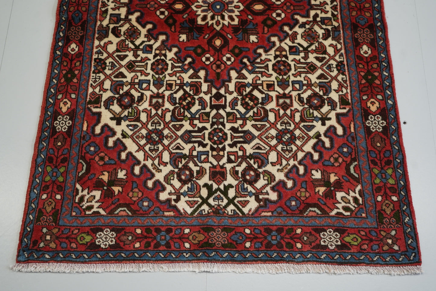 Vintage Persian Hamadan Cream & Red Wool Geometric Rug | Handmade | 142 x 100 cm