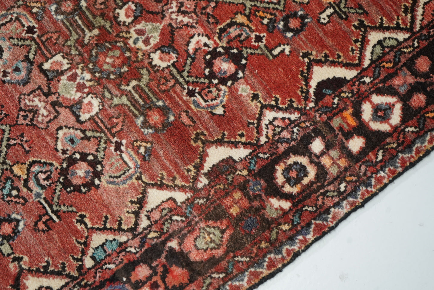 Vintage Persian Hamadan Red Wool All-Over Floral Rug | Handmade | 153 x 104 cm
