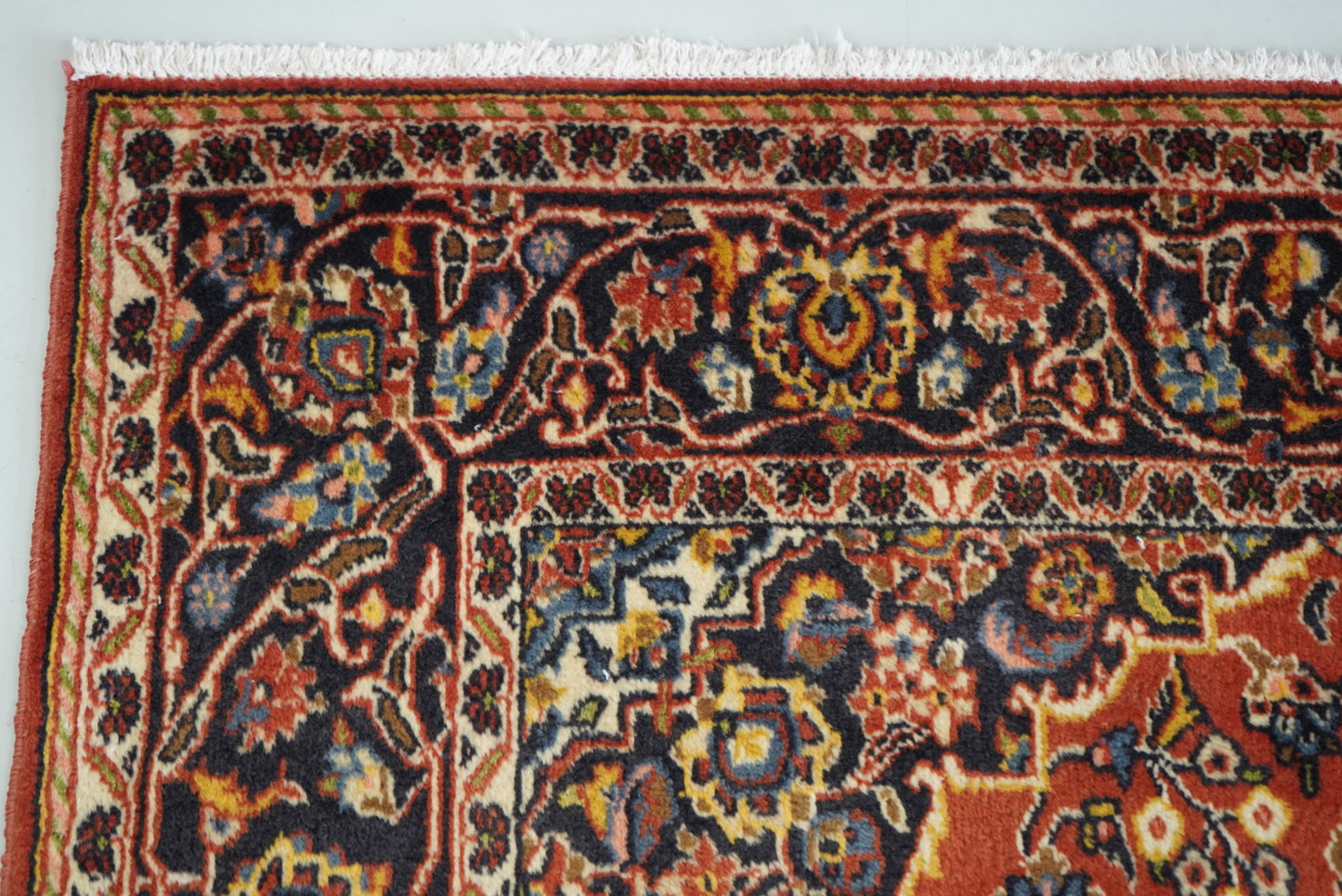 Vintage Persian Kashan Red Wool Floral Medallion Rug | Handmade | 200 x 134 cm
