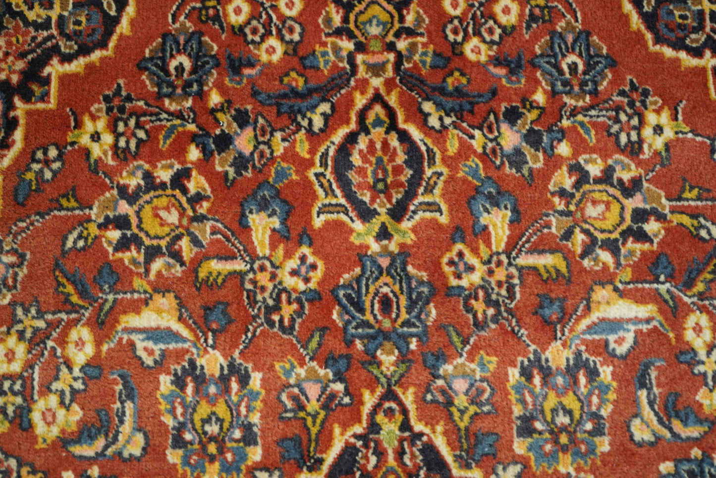 Vintage Persian Kashan Red Wool Floral Medallion Rug | Handmade | 200 x 134 cm