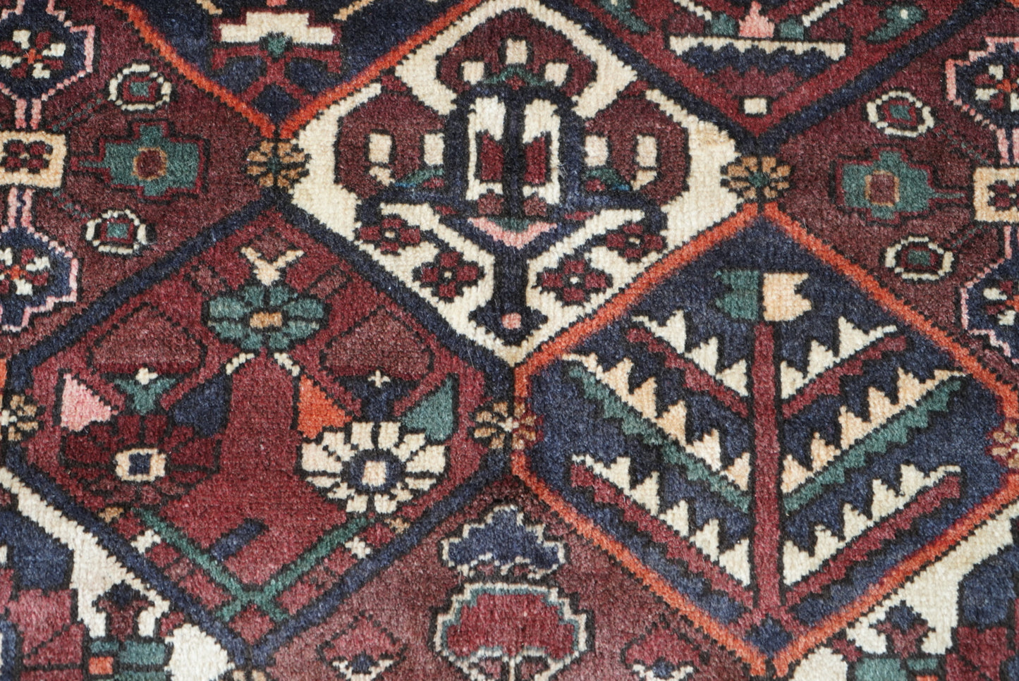 Vintage Persian Bakhtiari Red Wool Garden Design Rug | Handmade | 206 x 162 cm