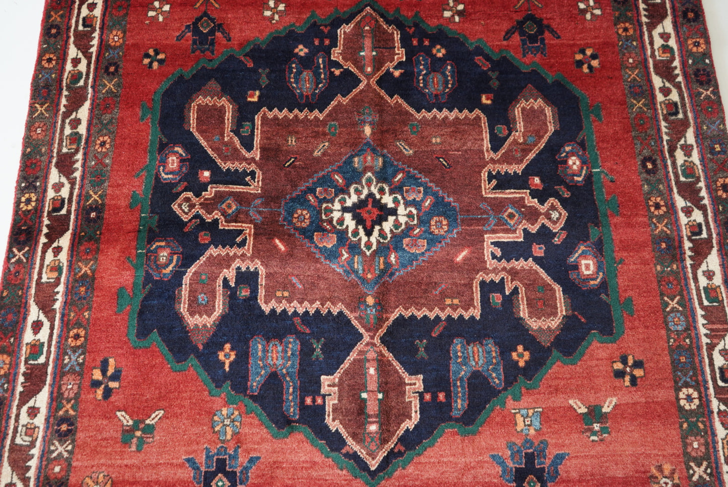 Vintage Persian Sirjan Red Wool Medallion Rug | Handmade | 218 x 162 cm