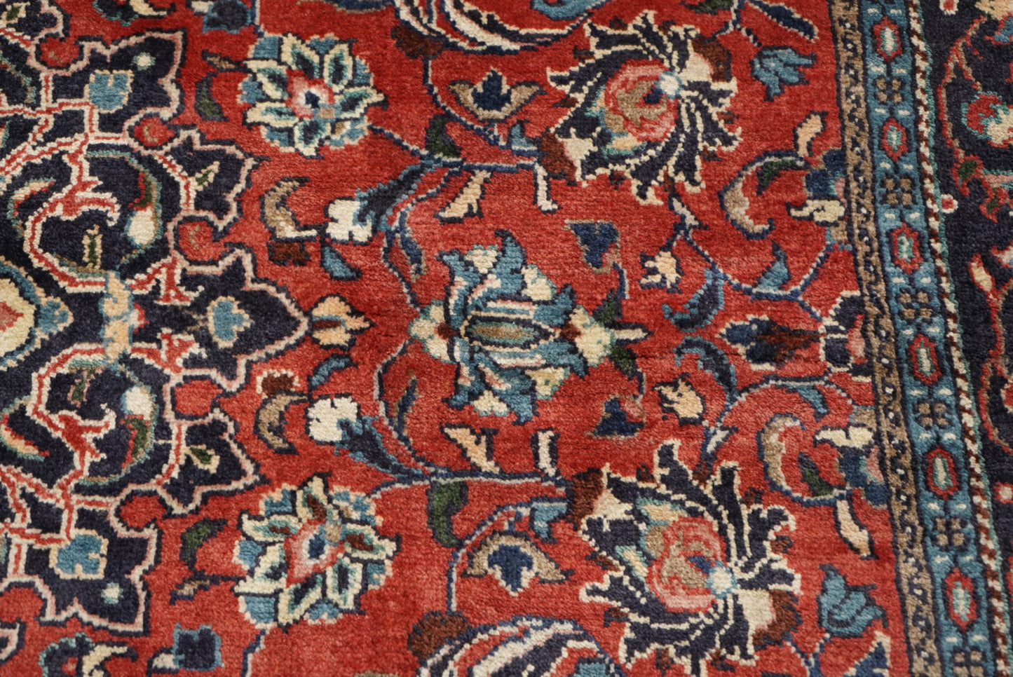 Vintage Persian Mahal Red Wool Floral Medallion Rug | Handmade | 318 x 214 cm
