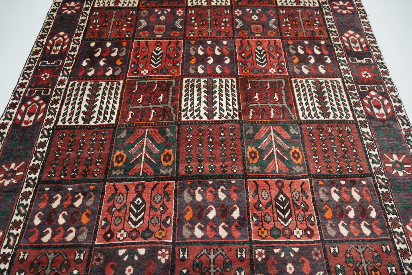 Vintage Handmade Bakhtiari Rug 288 x 204 cm