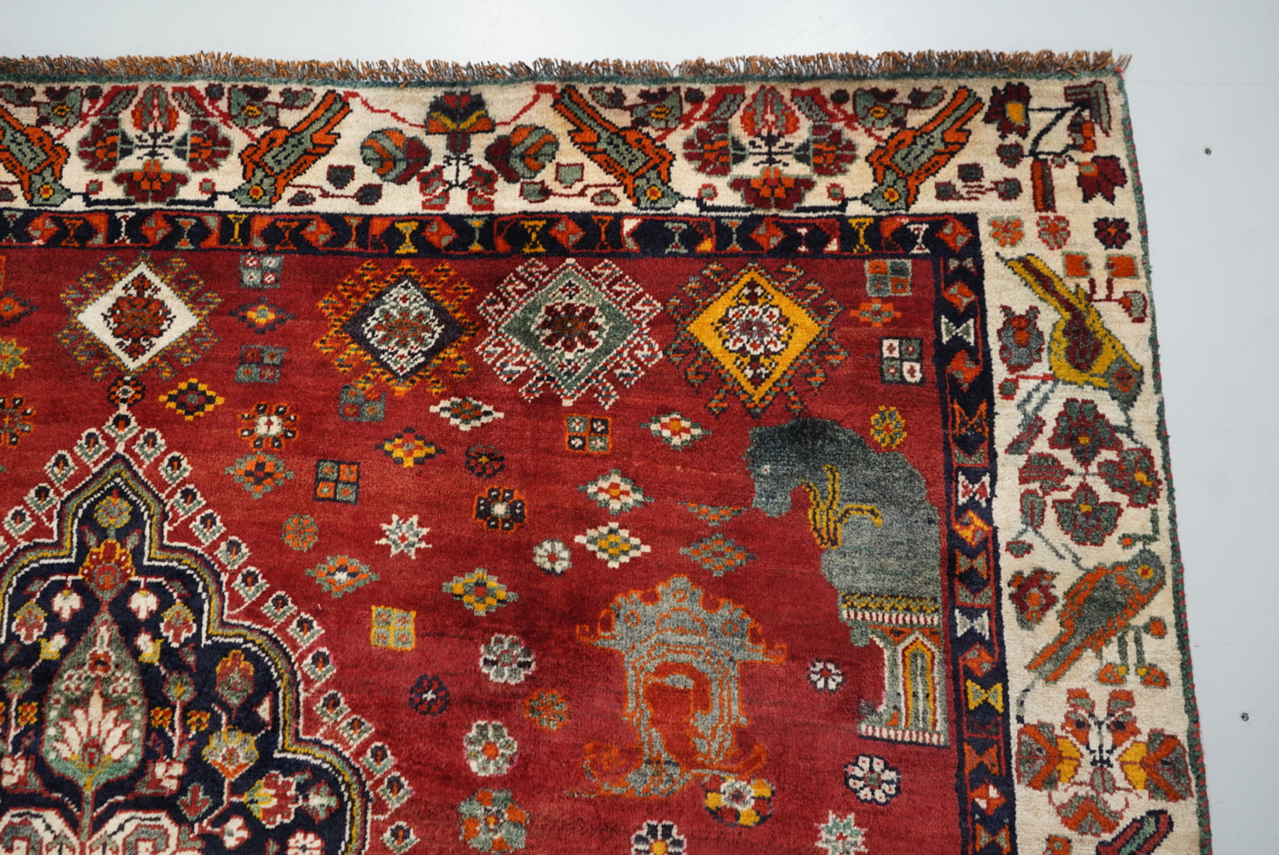 Vintage Persian Shiraz Red Wool Rug | Handmade | 302 x 211 cm