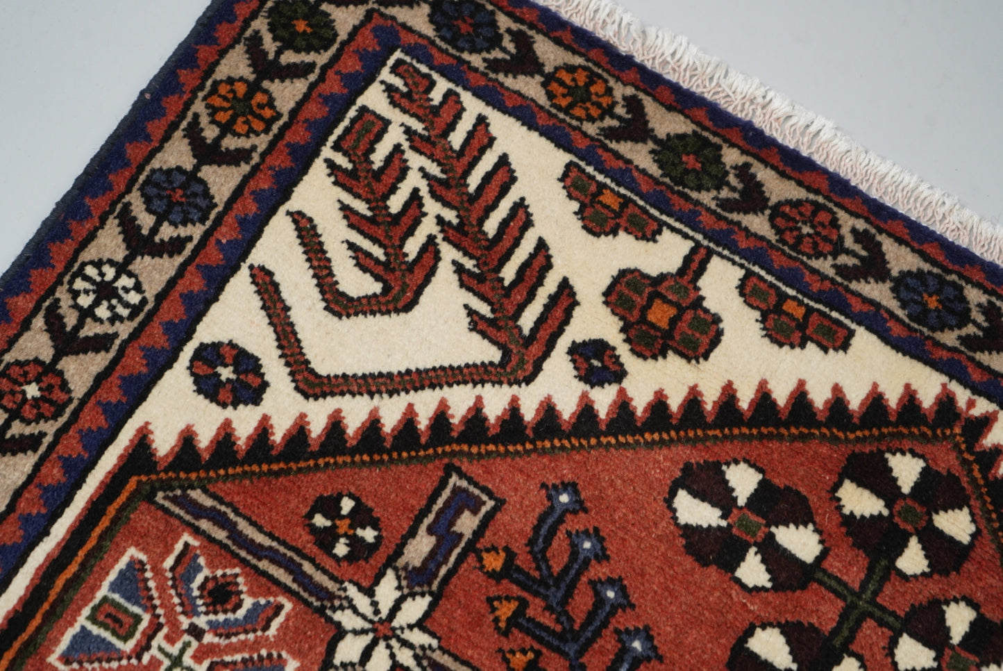 Persian Hamadan Red Wool Geometric Rug | Handmade | 147 x 106 cm